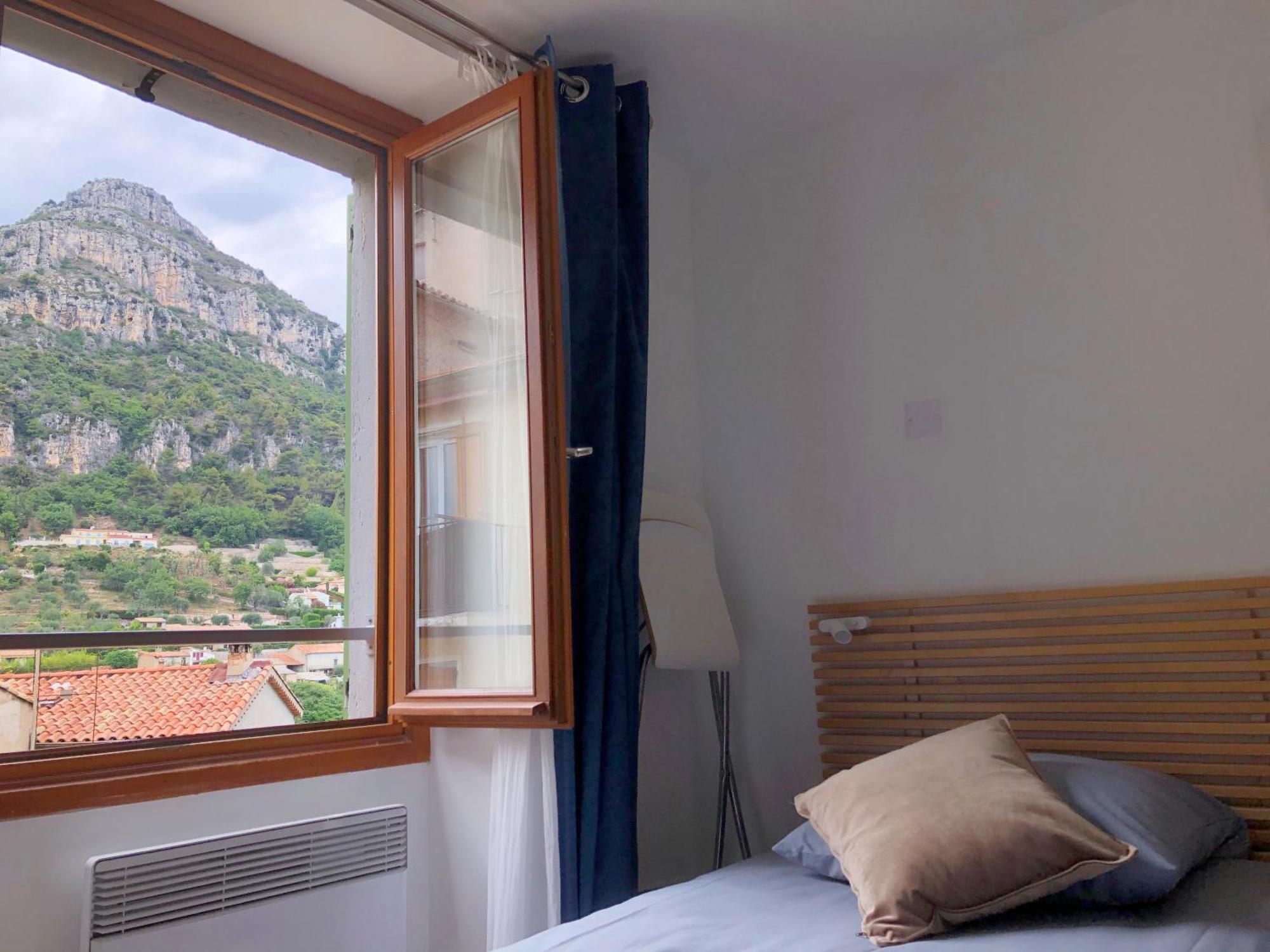 The Frogs' House - Yoga Retreat Bed & Breakfast Saint-Jeannet  Ruang foto