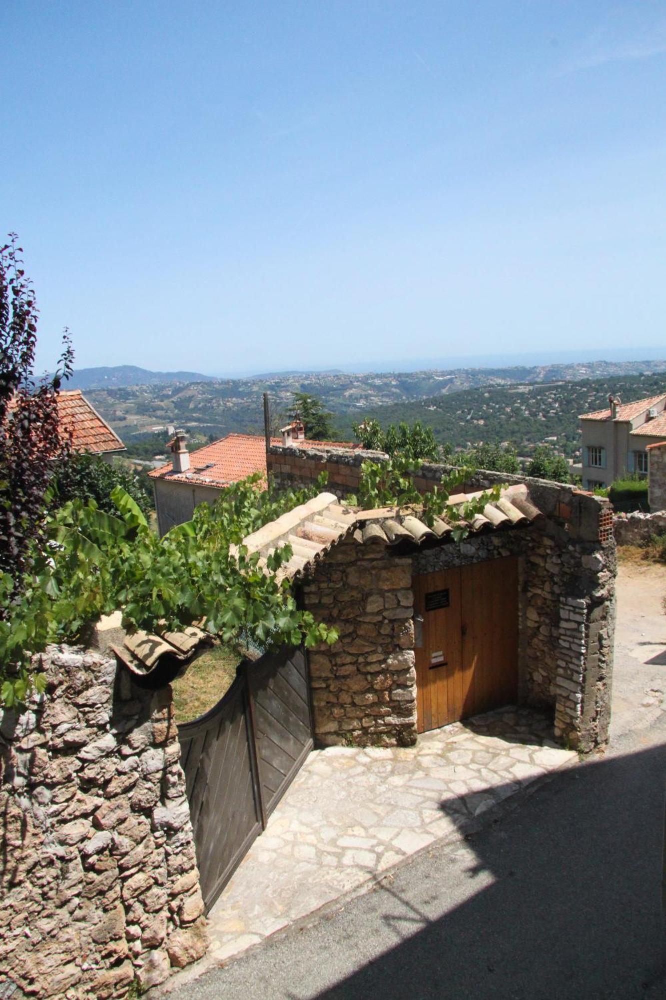 The Frogs' House - Yoga Retreat Bed & Breakfast Saint-Jeannet  Ruang foto