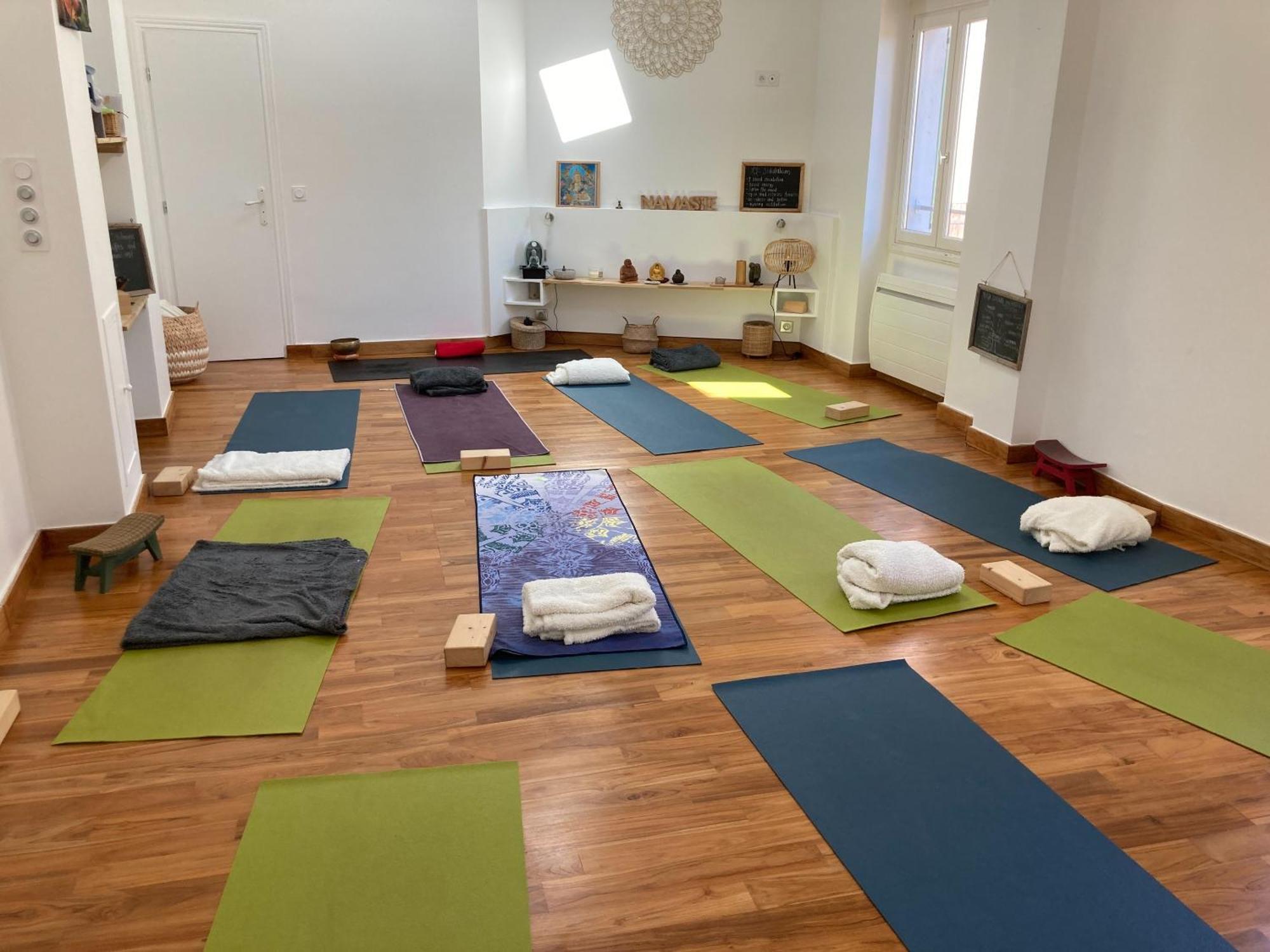 The Frogs' House - Yoga Retreat Bed & Breakfast Saint-Jeannet  Bagian luar foto